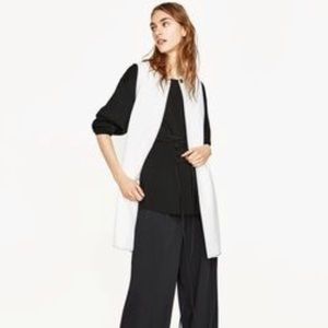 NWT Zara White Long Waistcoat Vest w/silver  Clasp
